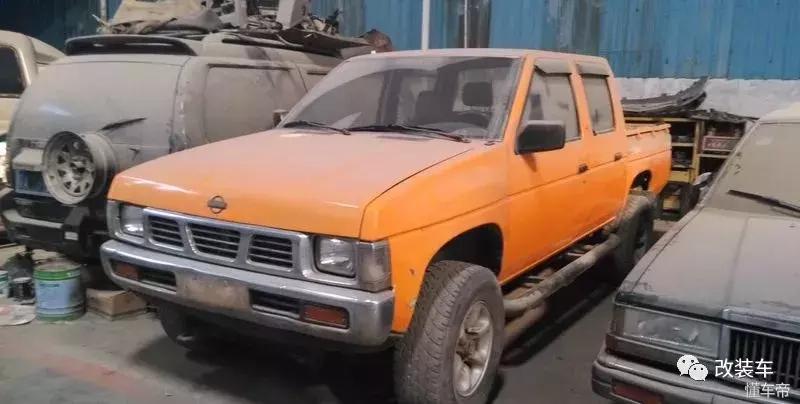 当年价值百万的凌志LS400被黄标报废，场面真是太残忍了！