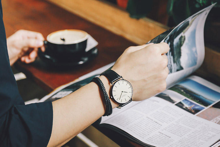 你和文艺男的距离也许只是一款文艺气息浓厚的简约手表