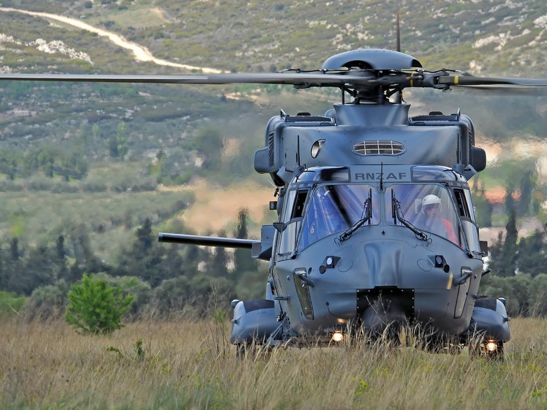 航模遥控飞机无人机飞行原理,遥控飞机为什么能悬停在空中