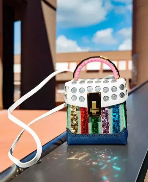 种草轻奢包包500以内,大牌实惠又好看的包包推荐