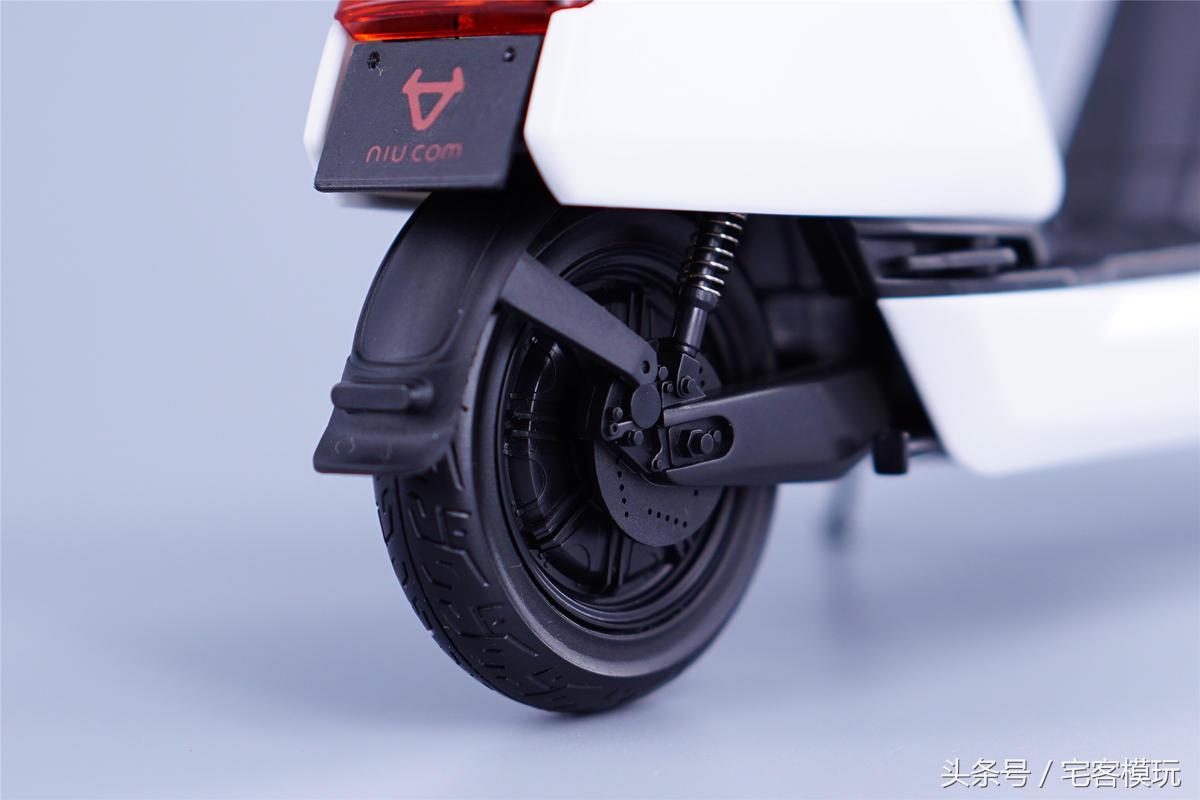 小牛电动车n1s动力版多少ah,76v100a小牛n1s尺寸