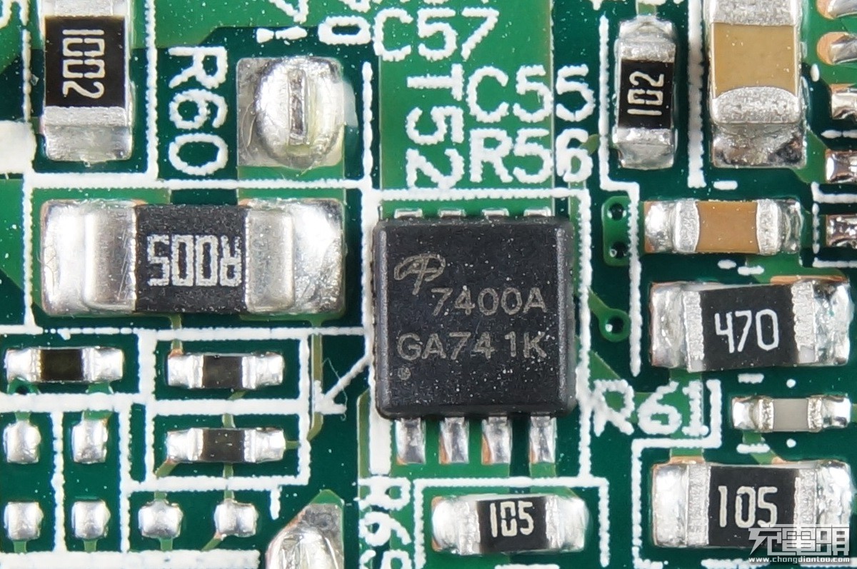 魅族充电器二换一,魅族原装充电器拆解