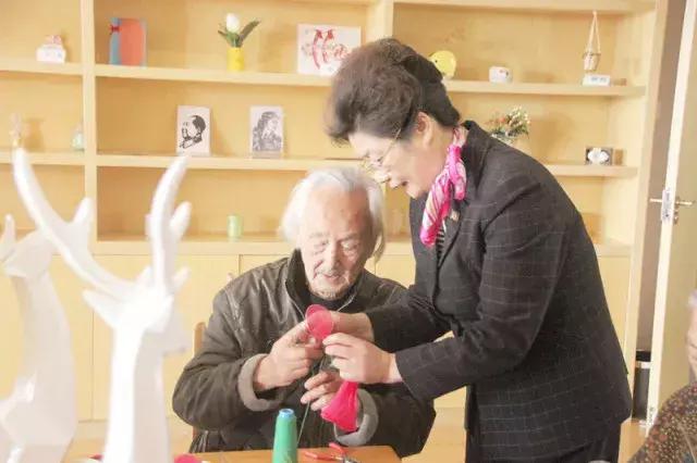 空巢老人现状养老之痛,94岁空巢老人现状