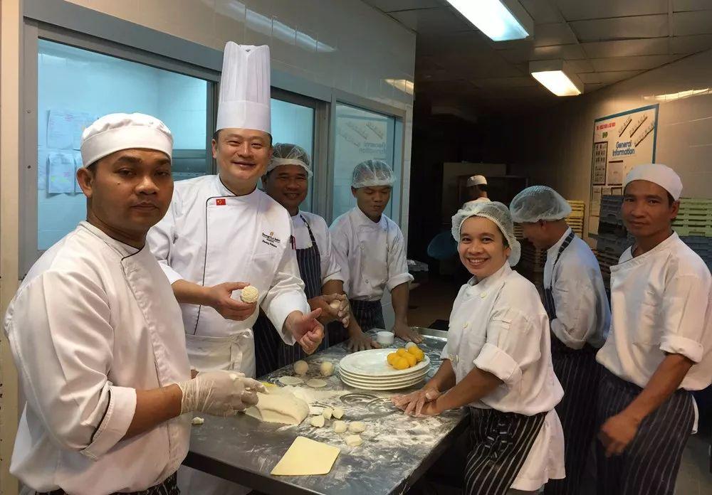 全中国厨师行业在哪好发展,厨师行业的三大不解之谜