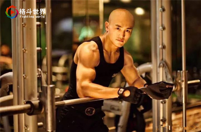 武林风近期一龙争霸赛,一龙vs雅桑克莱完整视频