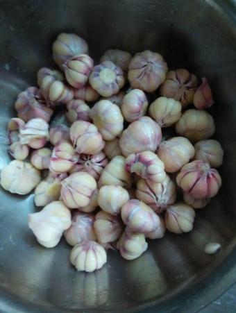 糖醋蒜的正确腌制方法家庭版,正确糖醋蒜的腌制方法