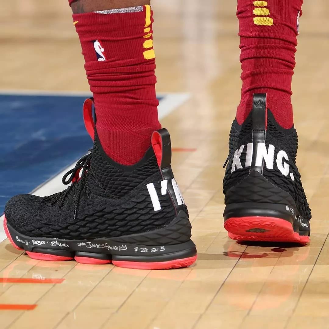 骚韦,骚韦最新投篮视频