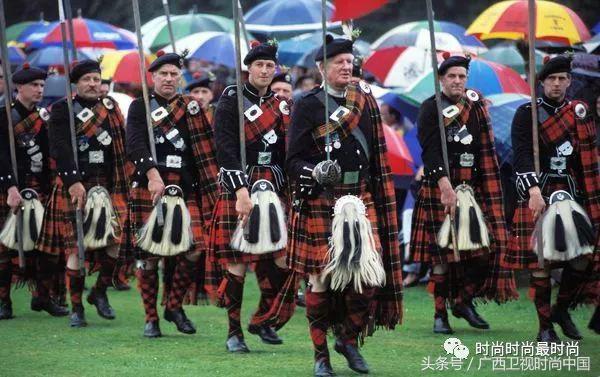 格纹高级感穿搭,格纹怎么穿显瘦