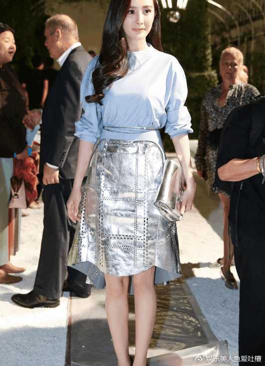 杨幂街拍打扮视频,杨幂制服穿搭图片