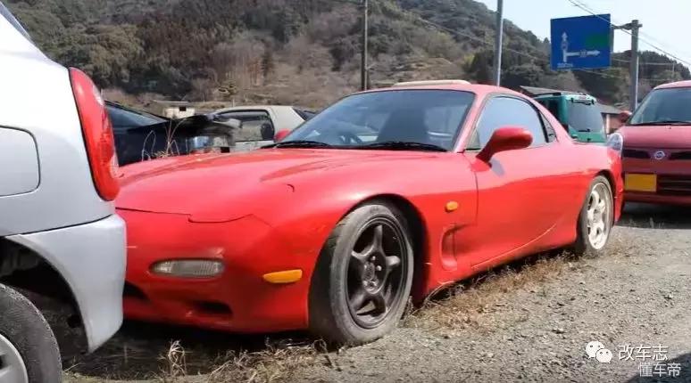 马自达rx-7爆改平民,马自达rx-7经历了几代