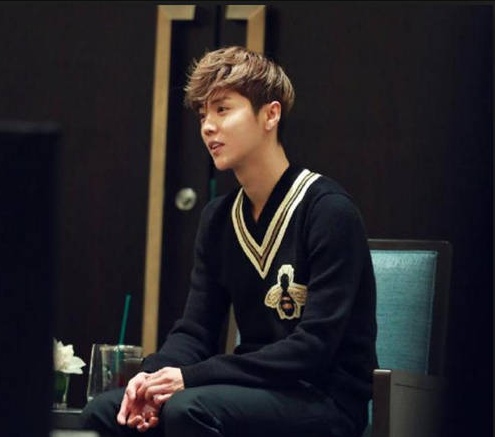 鹿晗郭德纲同款,鹿晗爱杨幂吗