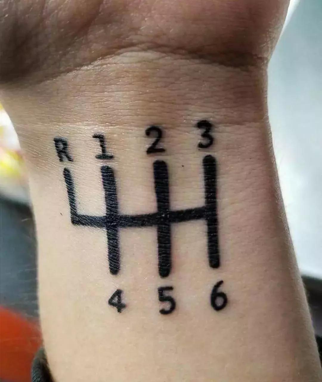 小猪佩奇可爱纹身大全,老传统小猪佩奇纹身