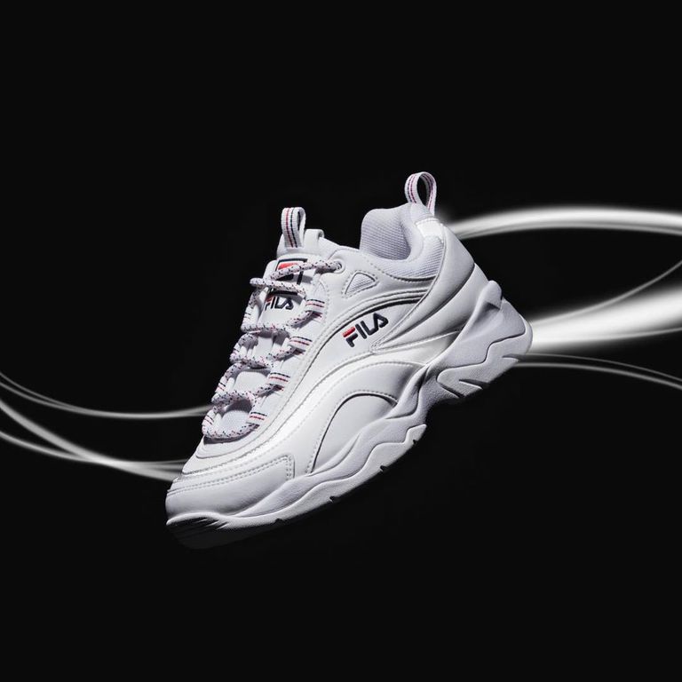 潮人都在等这几双「白色运动鞋」！抢不到的梦幻逸品即将开卖