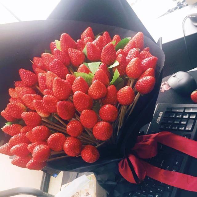 莓力无限中了草莓的毒肿么办