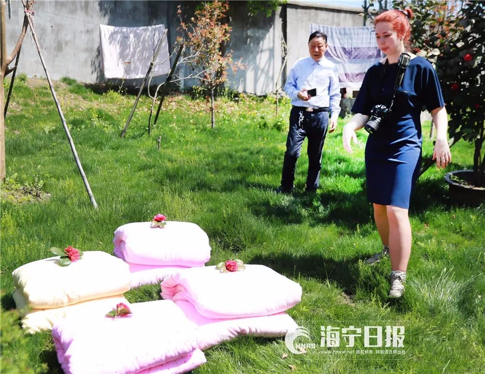 俄罗斯姑娘蹲点海宁乡村！为了“代购”这个，还要进俄罗斯博物馆