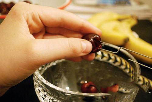 樱桃核怎么去果肉,怎样去除小樱桃核