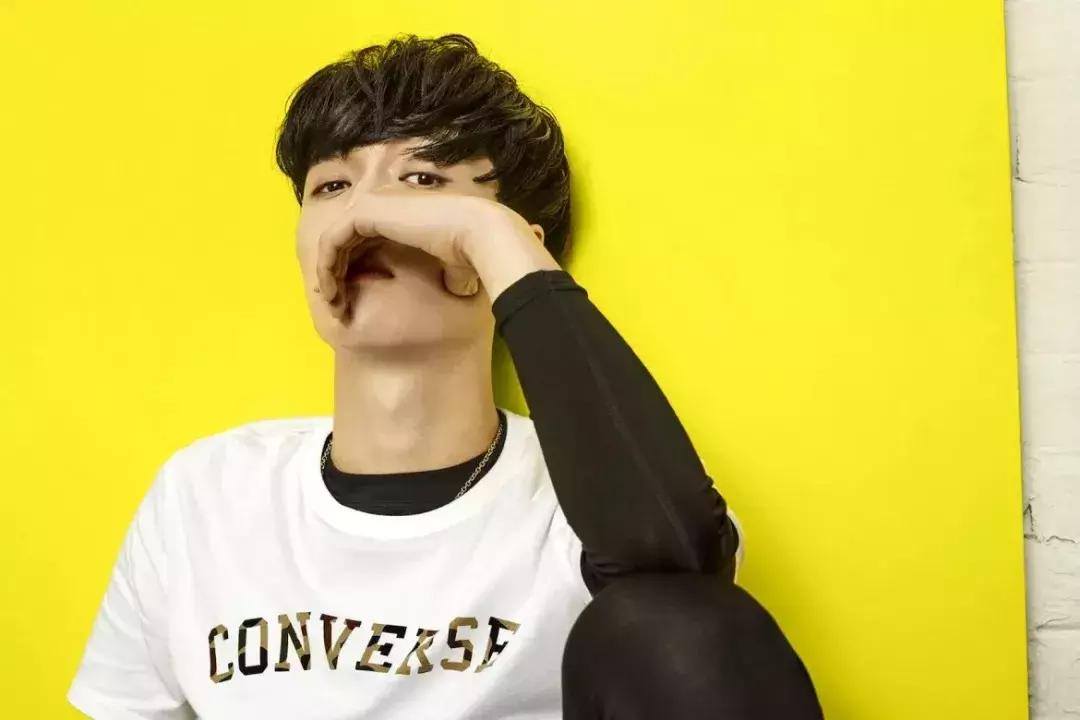 盘点娱乐圈四大钢铁直男!他们的同款居然不是土low丑?