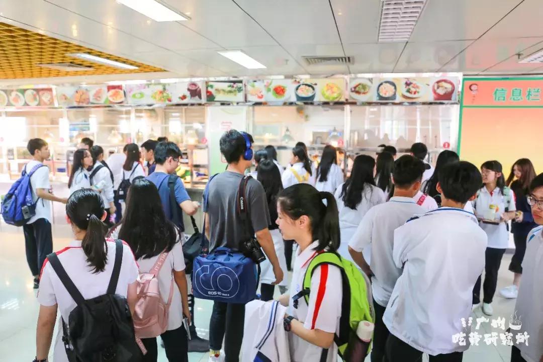星海音乐学院伙食,星海音乐学院饭堂贵不贵