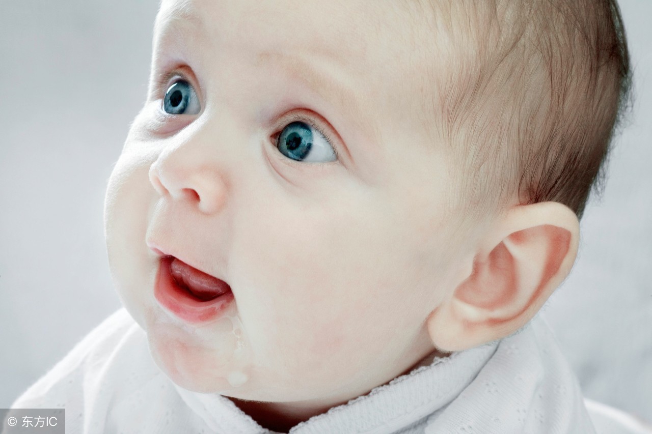 6个细节让你发现宝宝视力问题,如何看宝宝视力发育有没有问题