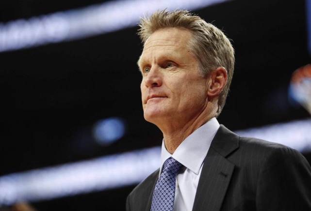 勇士这三年经历了什么,勇士队史上最伟大的巨星