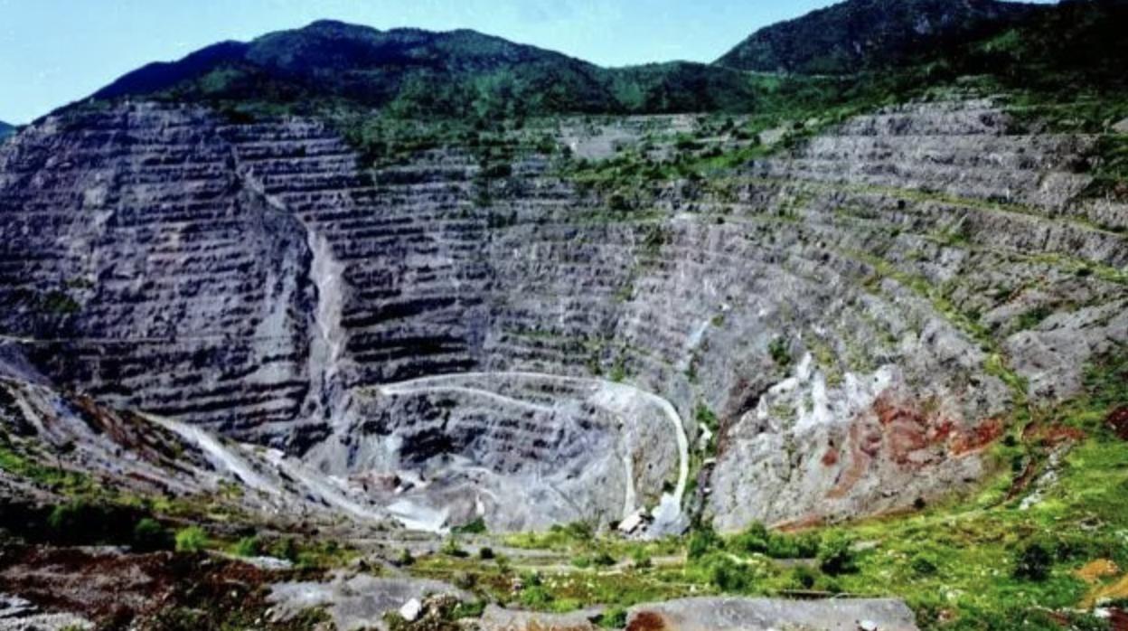 中国有黄石公园吗,中国可以媲美黄石公园的地方