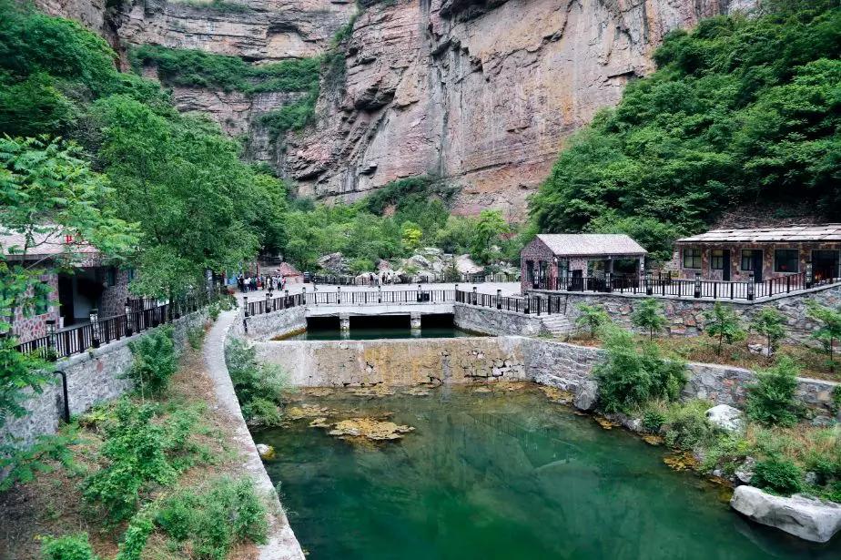 身未动心已走在梦想的路上,身未动心已远自驾