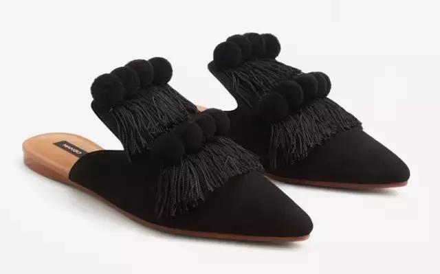 零高度的时髦早春平底鞋,想要穿得时髦又不刻意