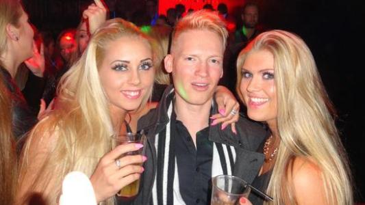 足坛交接父子兵门将,足坛交接父子兵