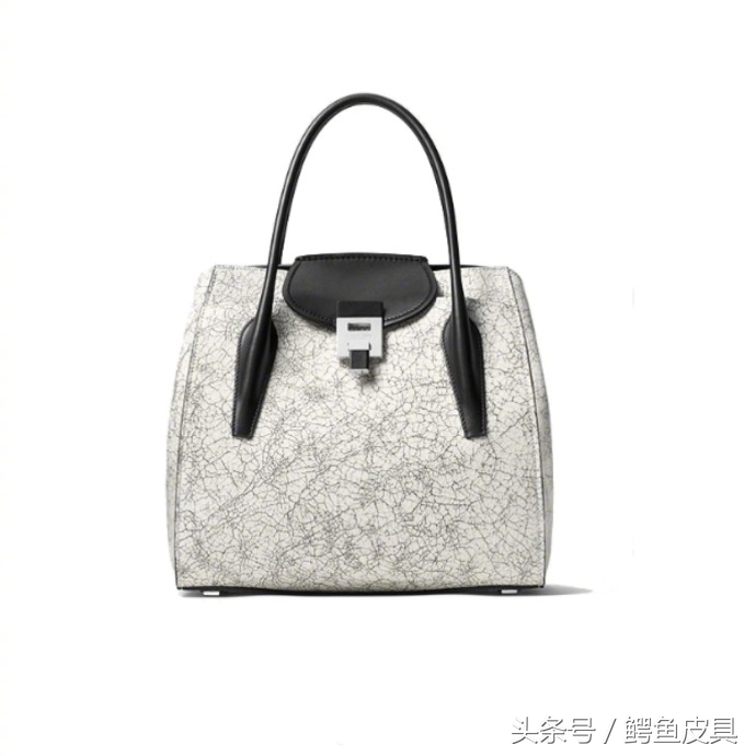 秋冬手袋流行元素,热门手袋款式