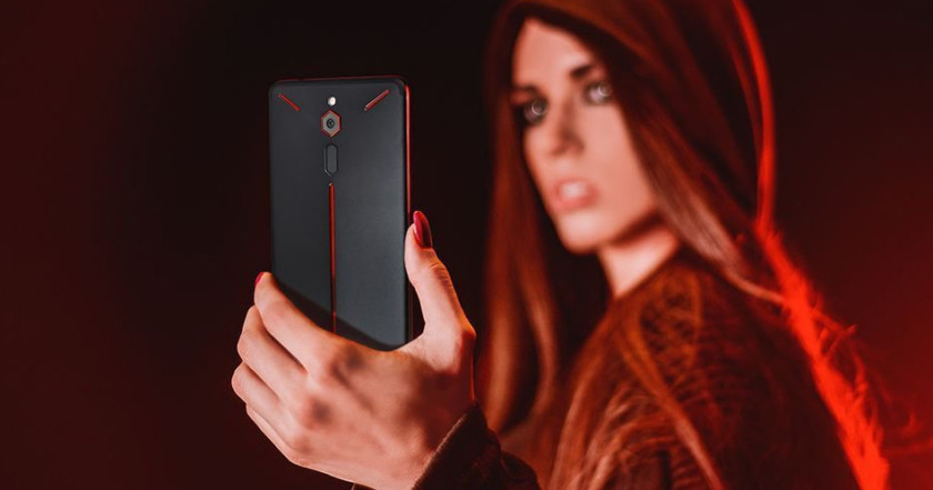 努比亚红魔二代和小米黑鲨哪个好,努比亚红魔和黑鲨手机哪个好