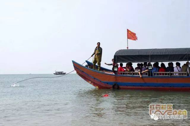 人真多！要挤爆金滩了，防城港再一次嗨翻了！