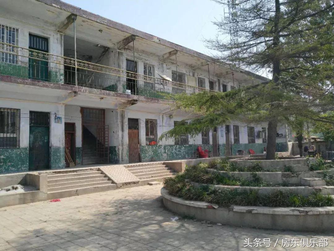 清华附小对应的学区房价格,北龙湖清华附中公立私立