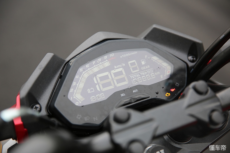 豪爵dr160过弯,豪爵dr160长距离测试