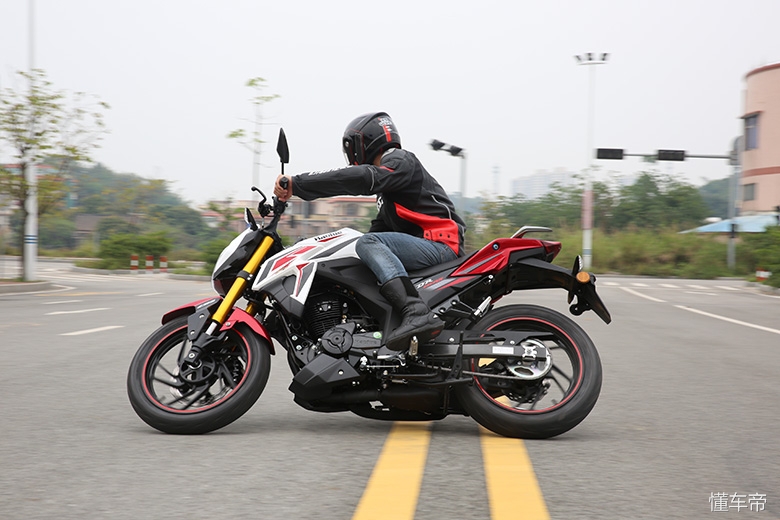 豪爵dr160过弯,豪爵dr160长距离测试