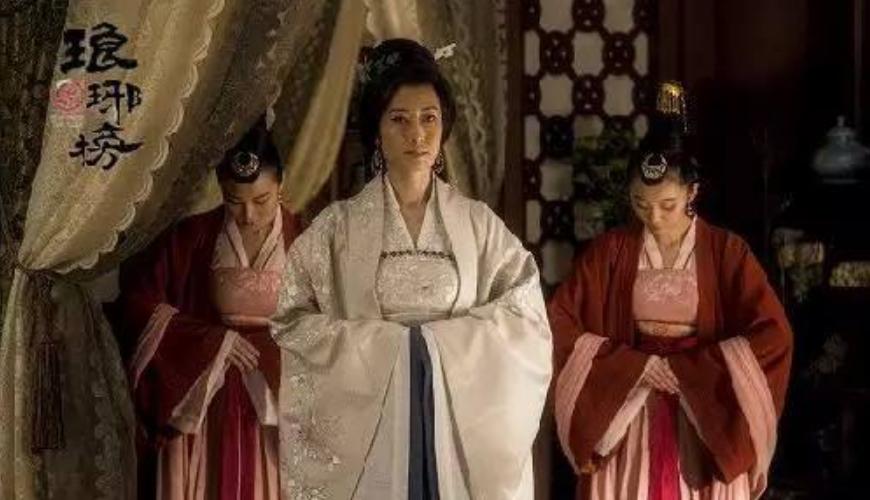 静妃一朝得势,静妃为什么第一眼就认出了梅长苏