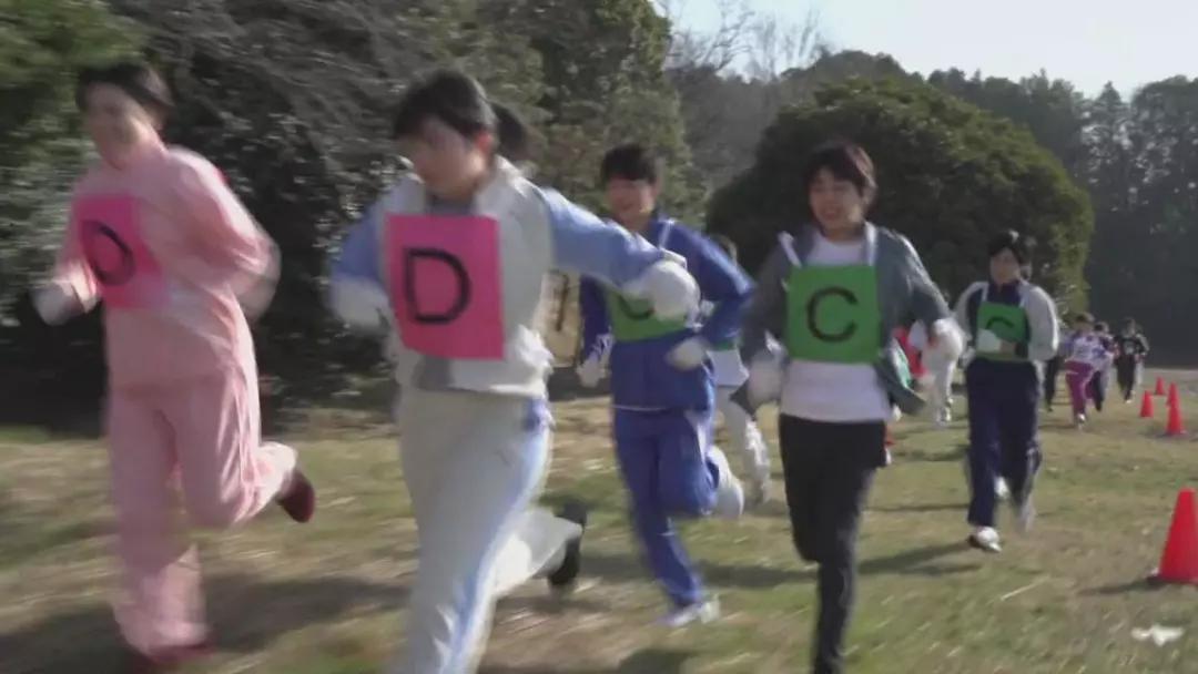 这双大长腿我要承包了！这一次菜菜绪比恶女更可怕