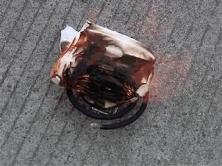 一老人点蚊香家中烧毁后续,点蚊香烧毁家