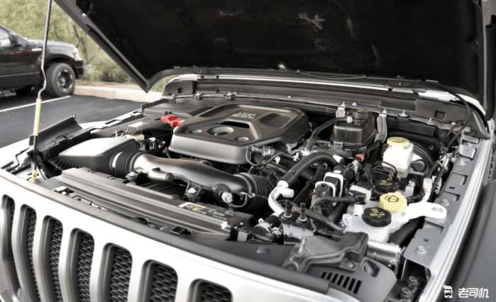 牧马人rubicon自动敞篷版试驾,jeep新牧马人rubicon海外售价