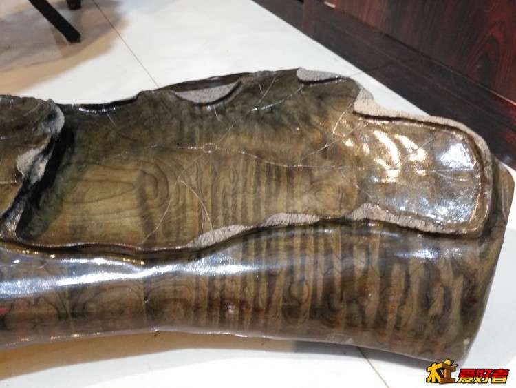 遵义金丝楠阴沉木茶台主人椅,金丝楠阴沉木自然造型茶台