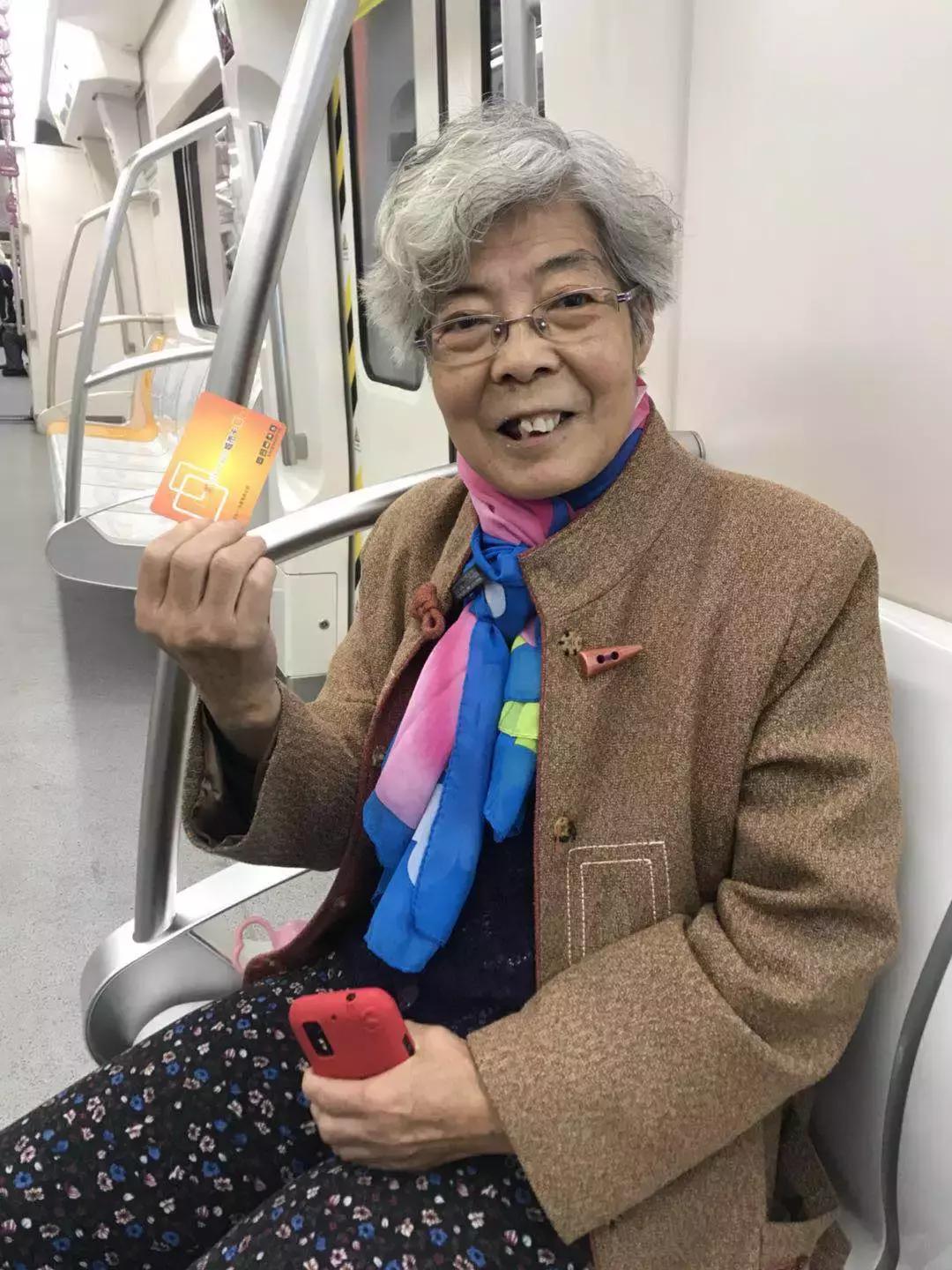 天津地铁今天有最新消息吗,天津地铁刚开通的样子