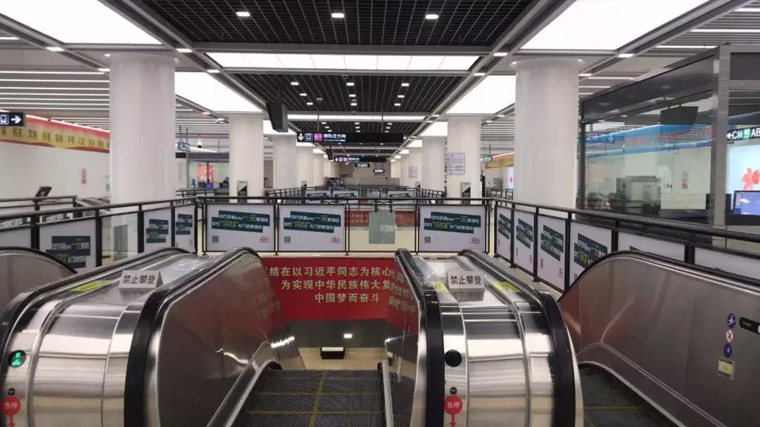 天津地铁今天有最新消息吗,天津地铁刚开通的样子