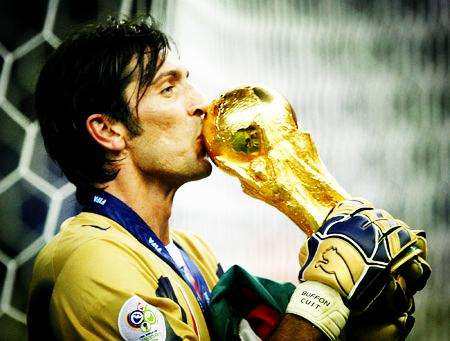 布冯参加22年世界杯预选赛了吗,布冯卡西利亚斯巴西世界杯