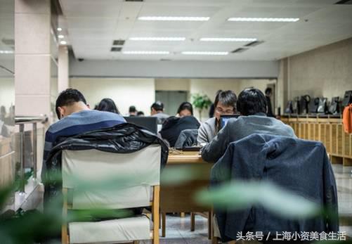 读书季让我们一起走进书香,读书环境优美的书店