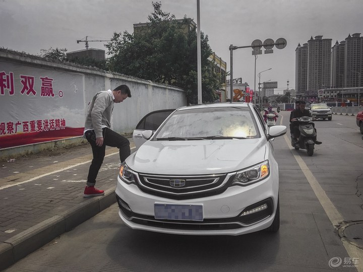 汽车轮胎小知识行车安全,车胎防扎胎小技巧