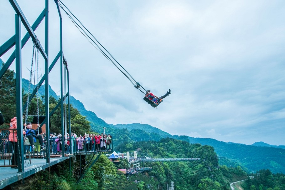 假如生活没精神怎么办，你需要来重庆奥陶纪受点冲击
