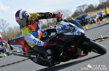 摩托车u型弯道教程,摩托车u型下坡弯道技巧