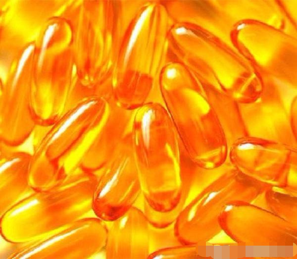 宝宝吃鱼肝油的注意事项,宝宝吃鱼肝油的正确时间