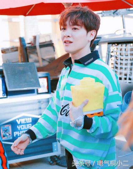 尤长靖学蔡徐坤青春的花路,小王子尤长靖蔡徐坤