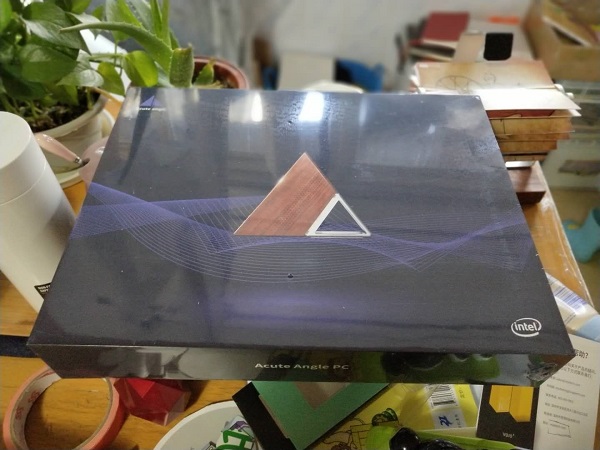 三角形标志的主机,三角形主机