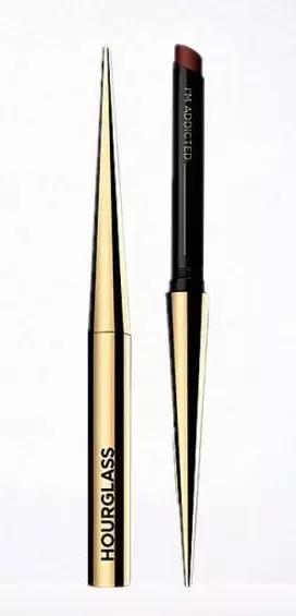 戚薇的双眼皮是埋线还是割的,戚薇割的双眼皮什么形状